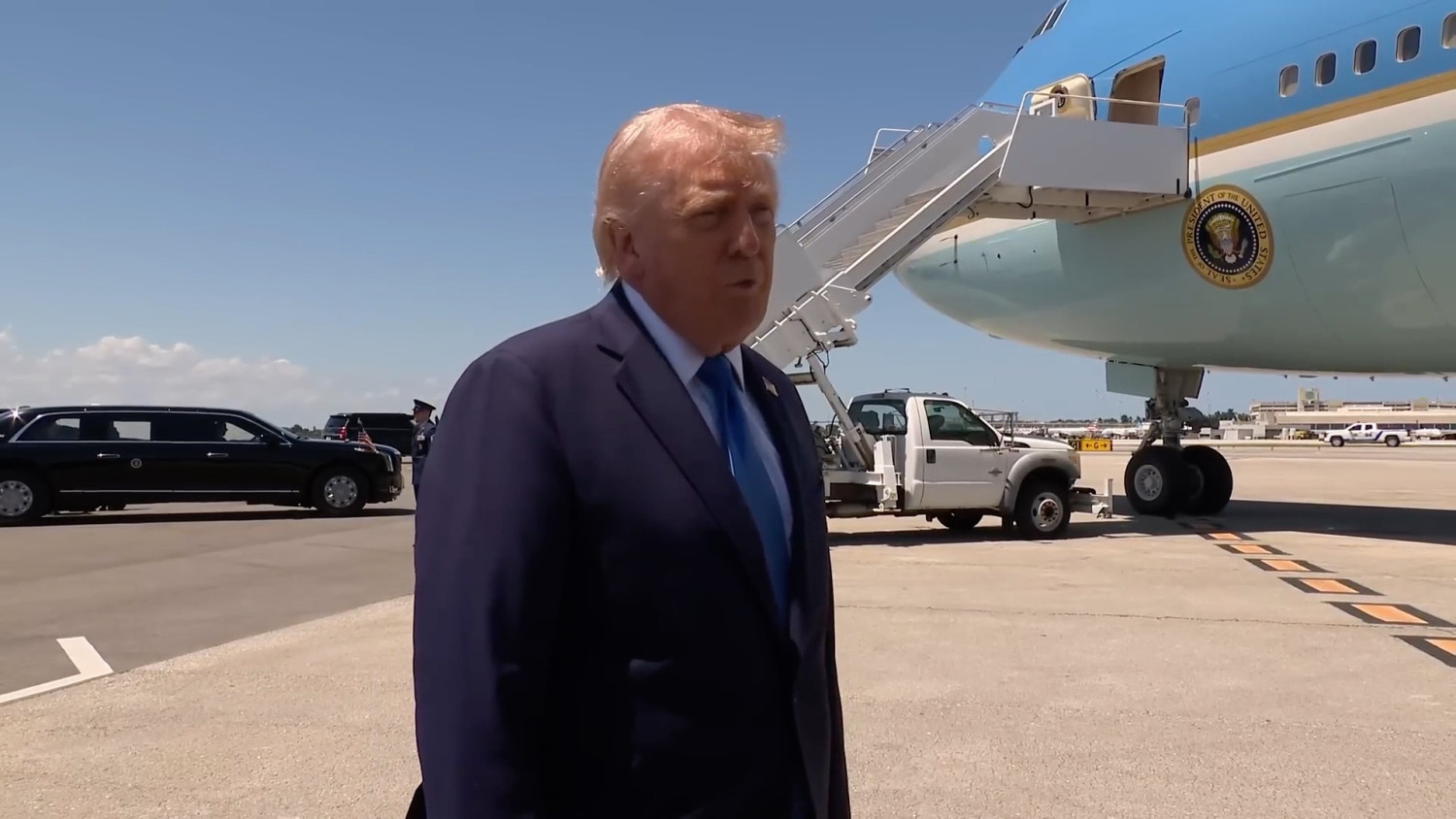 TRUMP-BATALKAN-PERJALANAN-AS-KE-PAKISTAN-UNTUK-BERTEMU-PIHAK-IRAN