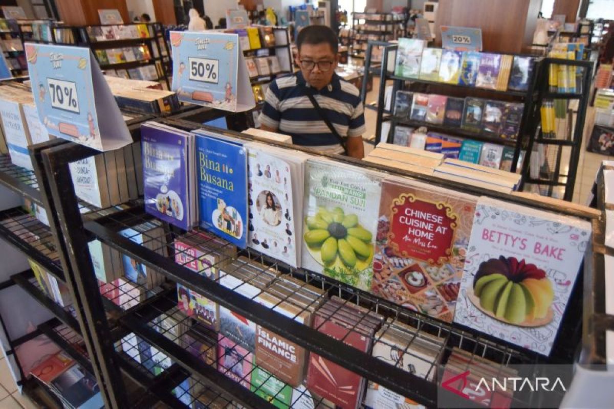 semesta-buku-untuk-padang-membaca-2777823