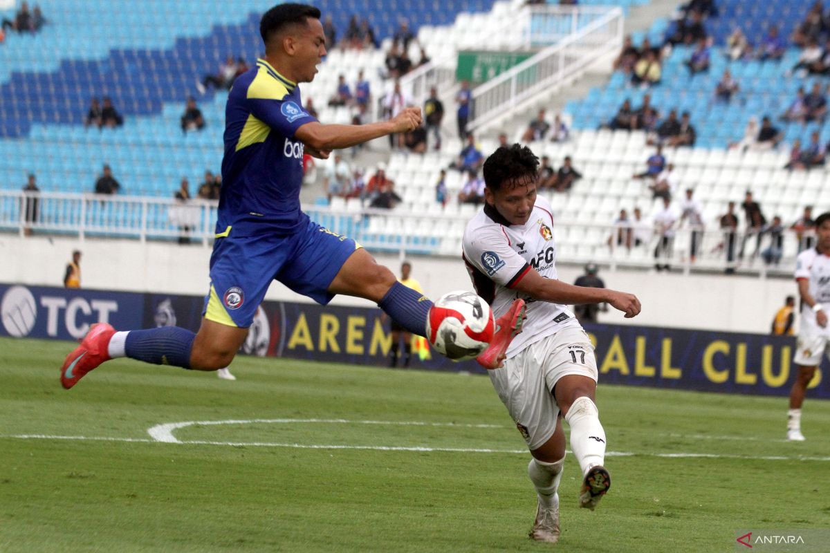 Arema-kalahkan-Persik-110126-abs-3A