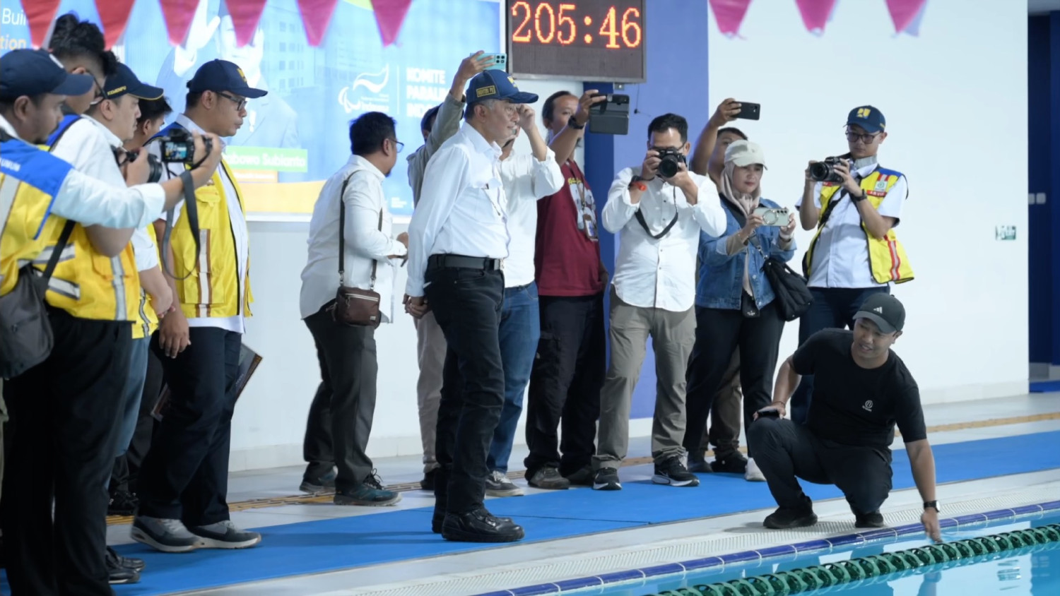 MENTERI-PU-KUCURKAN-400-M-UNTUK-PROYEK-TC-NPC-DELINGAN-TAHAP-KEDUA