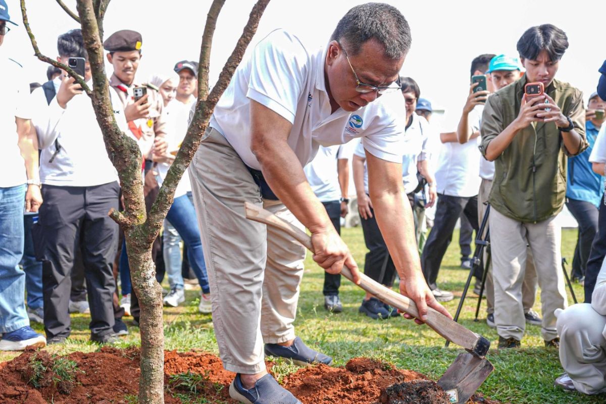 Menteri-LH