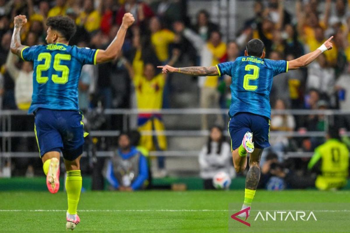 Uzbek-vs-Colombia-18062026-dit-06