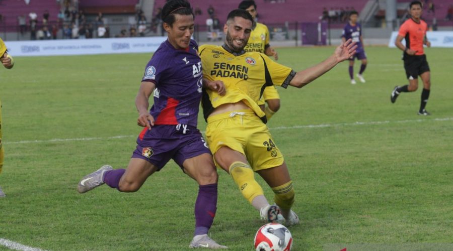 persik-kediri-menang-atas-semen-padang-fc-2677313